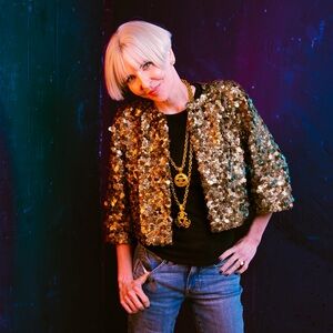 Meet your Posher, Kelly Theresa